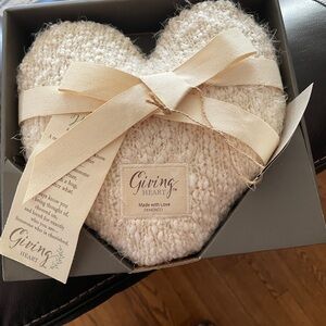 Demdaco Giving Heart Pillow - Cream